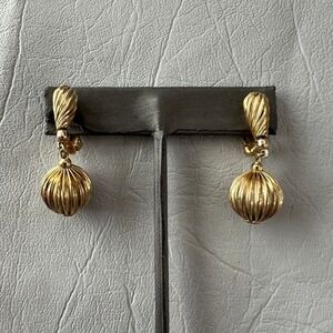 Lewis Segal Clip On Earrings Ridged‎ Gold Tone Ball Dangle Drop